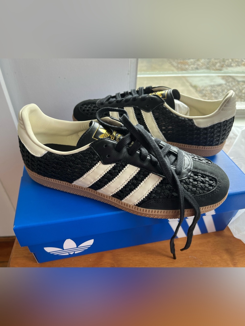 Adidas Samba woven women’s shoes. Size 8. NWT